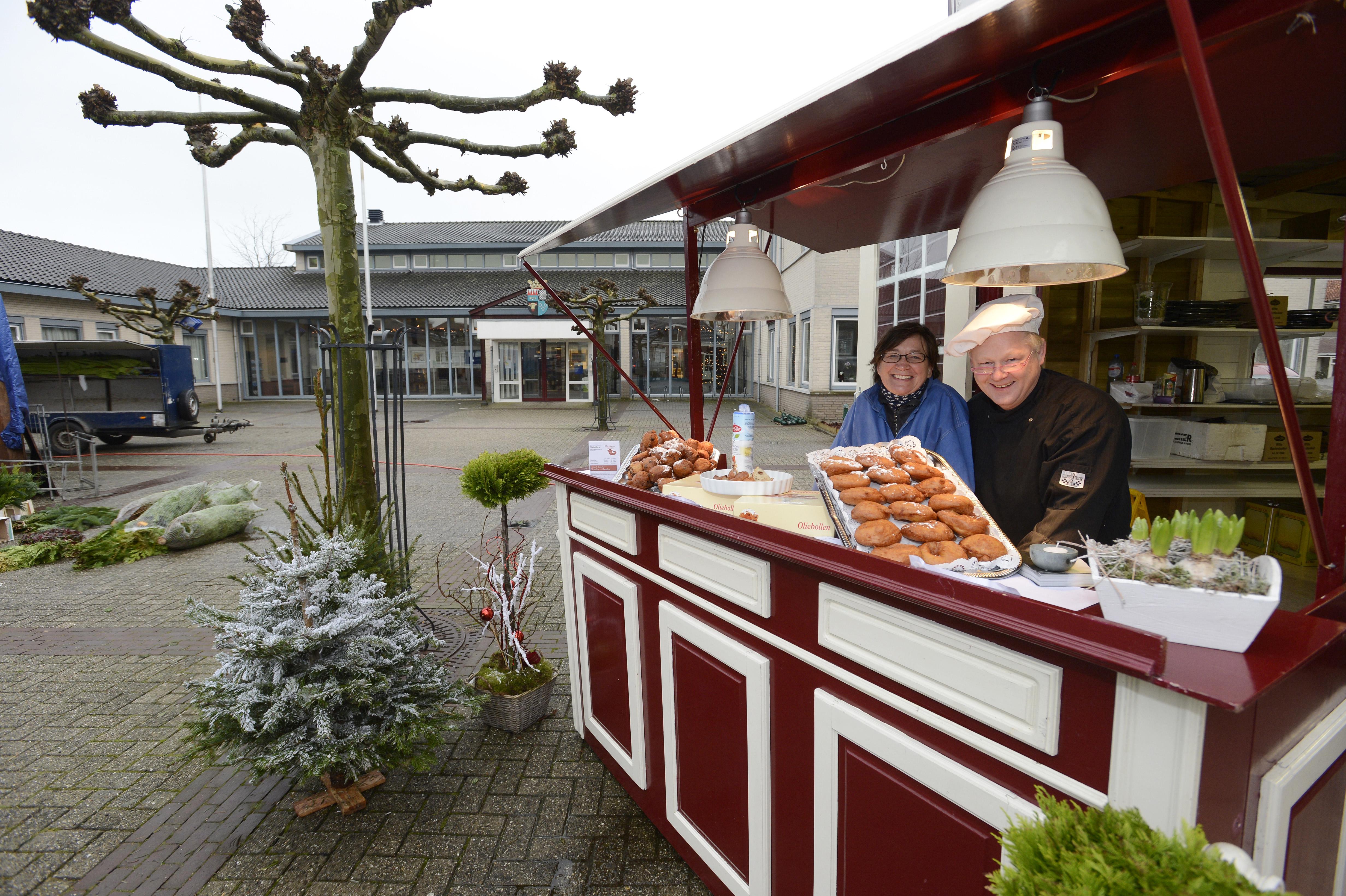 Oosthuizen mist dit jaar de oliebollen op het plein, de populaire bollen van Wim Doets zijn niet mee